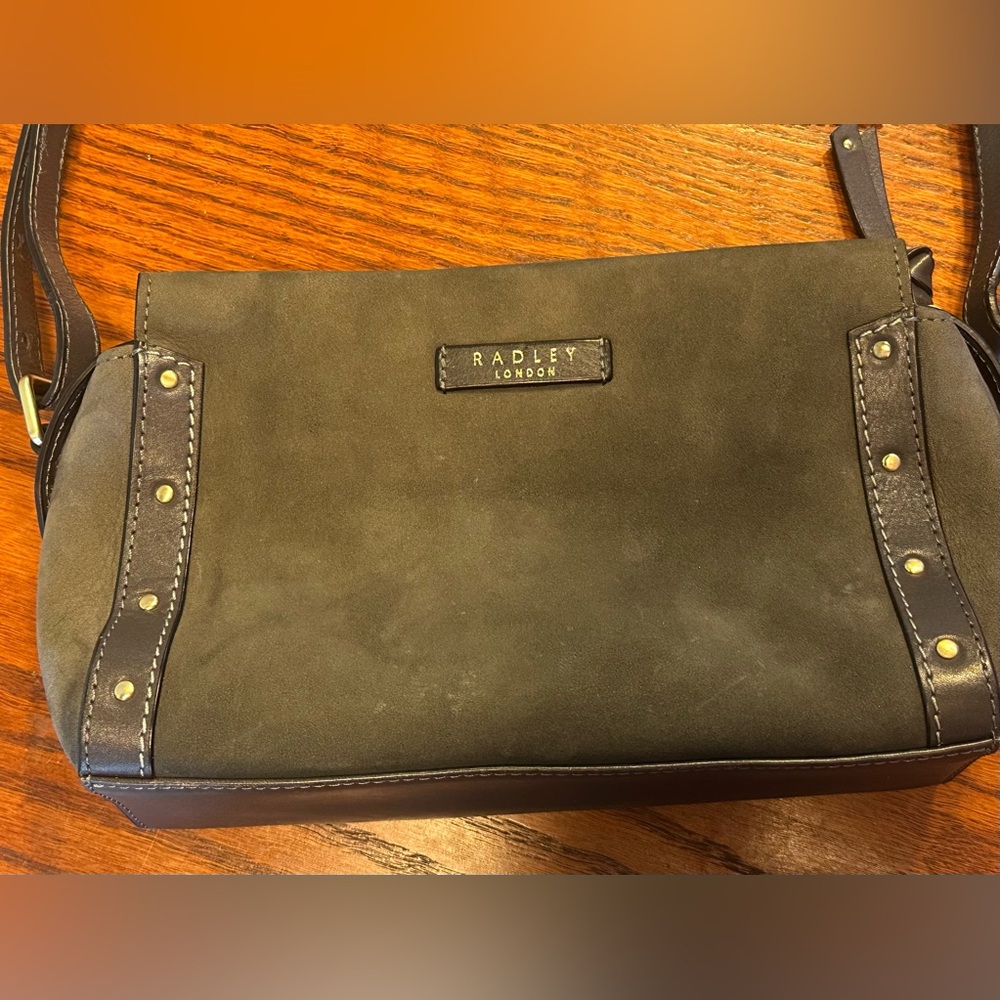 Radley London Long Crossbody Purse Black Gray Suede Leather Zip Closure
